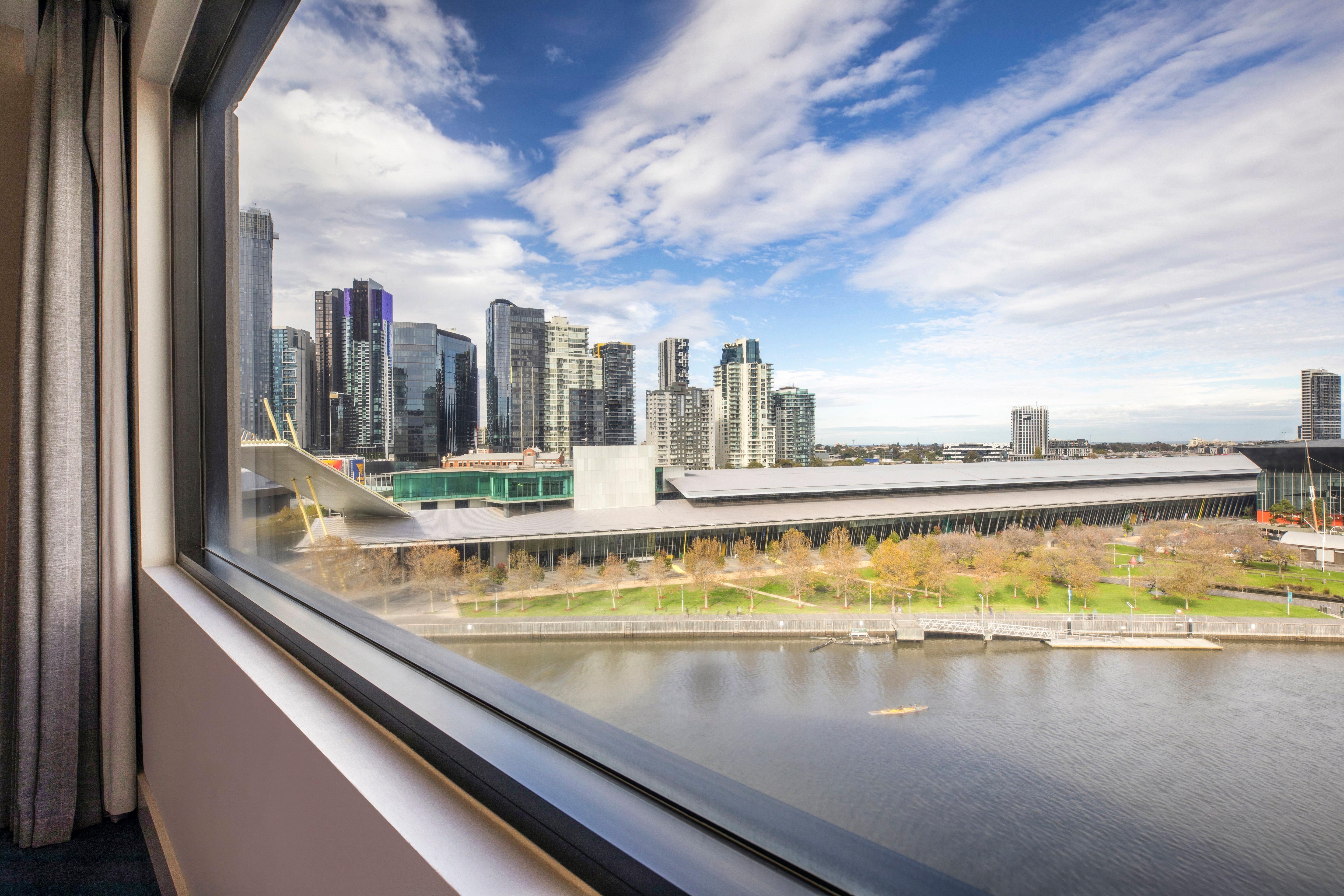 Crowne Plaza Melbourne By Ihg Hotel Екстериор снимка