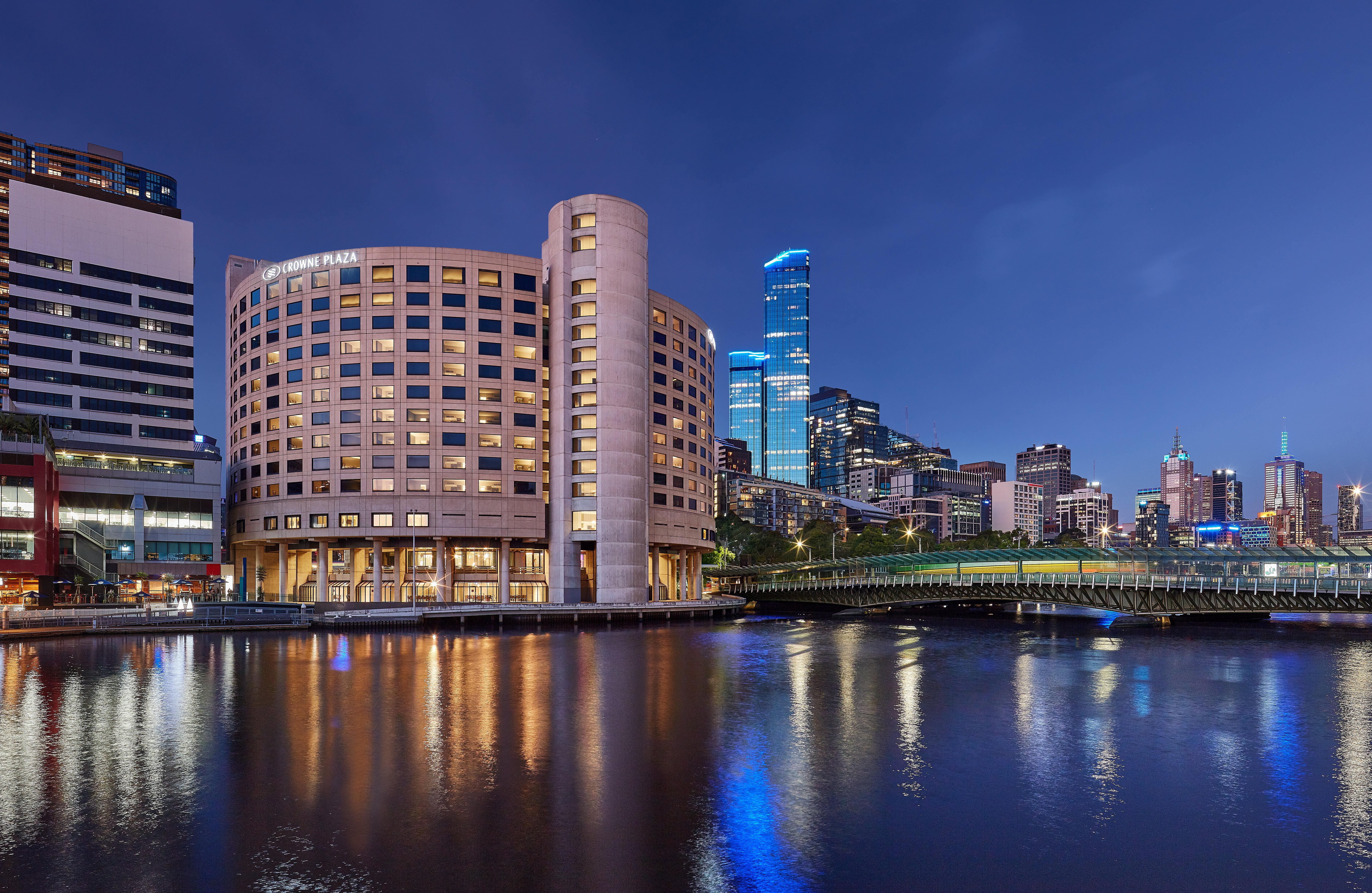 Crowne Plaza Melbourne By Ihg Hotel Екстериор снимка
