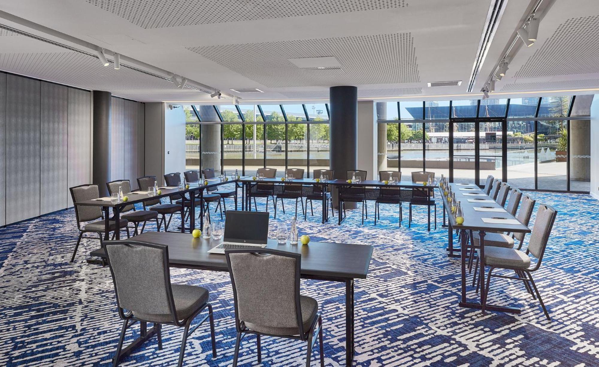 Crowne Plaza Melbourne By Ihg Hotel Екстериор снимка