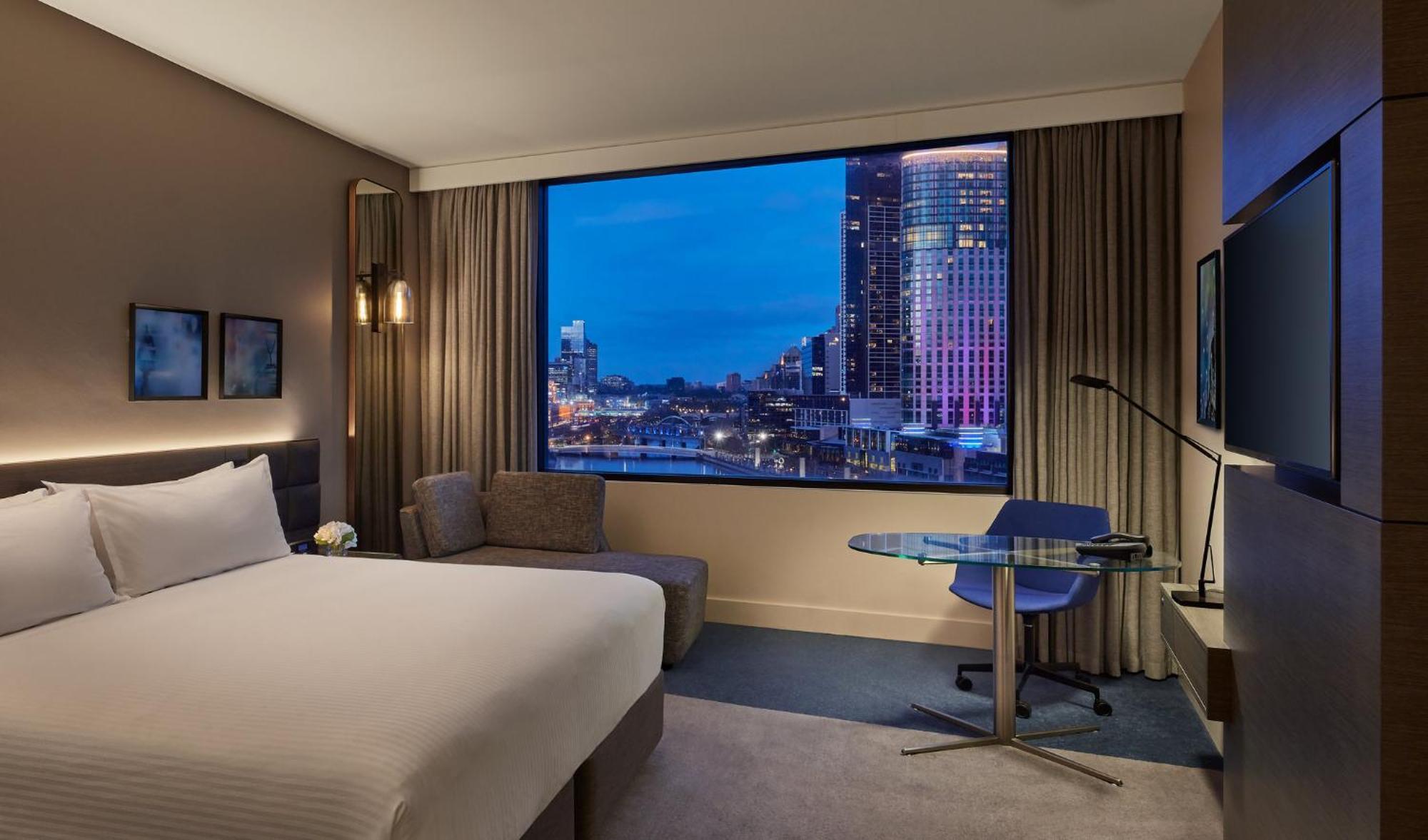 Crowne Plaza Melbourne By Ihg Hotel Екстериор снимка